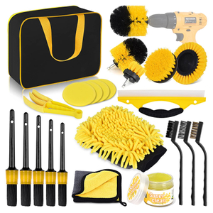 Kit professionale per la pulizia dell'auto