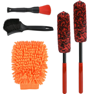 Kit pulizia auto con borsa